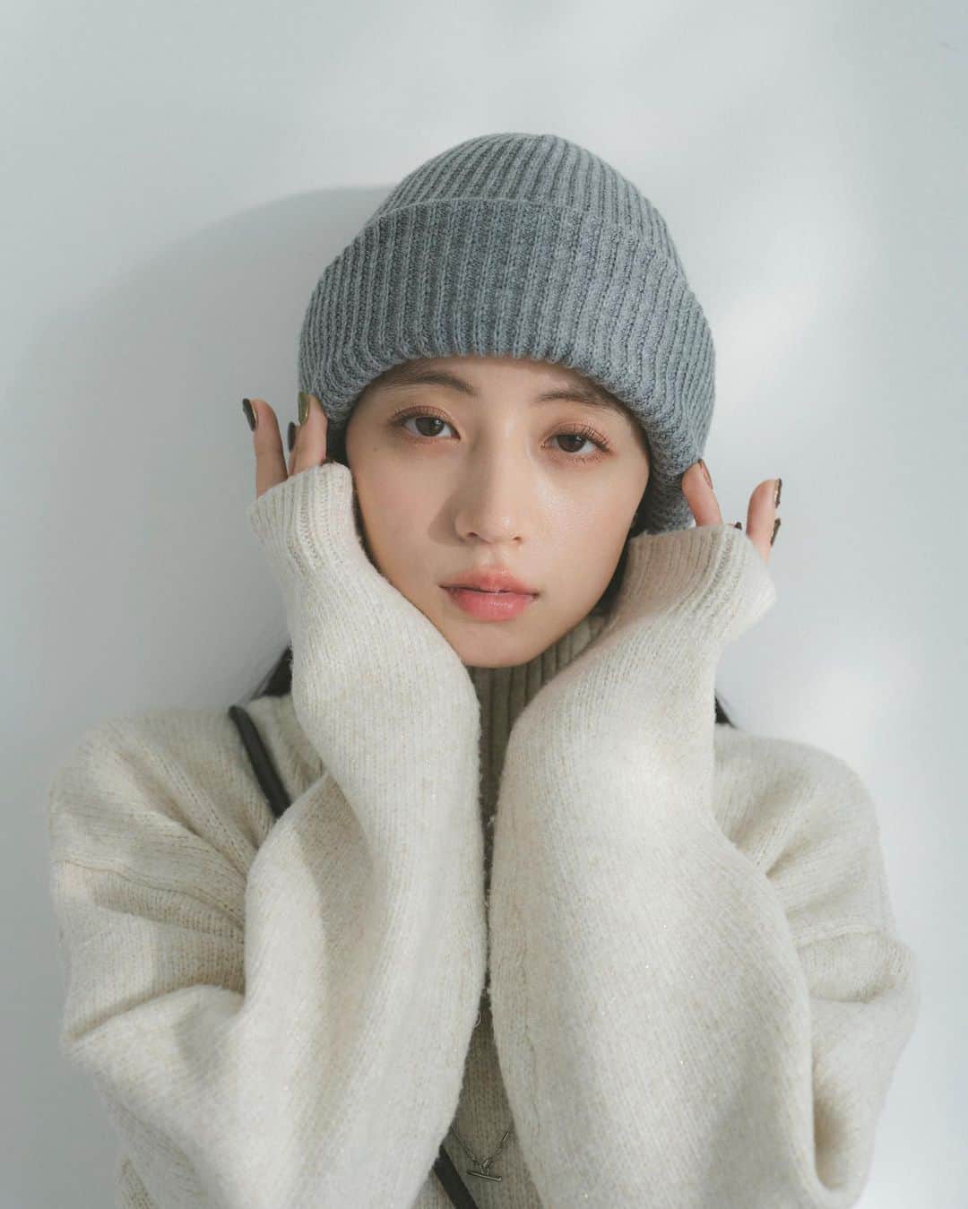 Vannie Officialのインスタグラム：「rib knit beanie ivory / black / gray ¥2,640(tax in) #vannie_u #ヴァニーユー」
