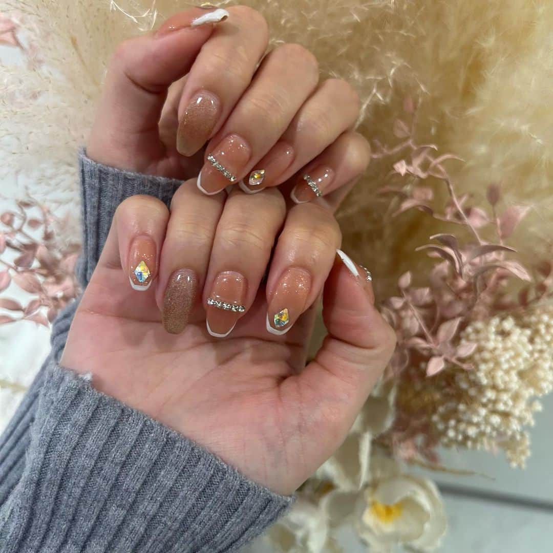のインスタグラム：「Newネイル！！ 秋っぽくしたの〜🍁🍂  かんわいすぎる🥹  今回もありがとうございました🫶🏻🤍」