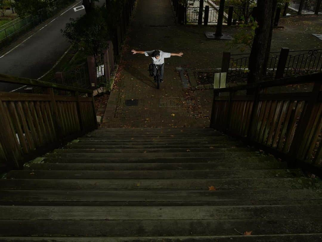 宇野陽介さんのインスタグラム写真 - (宇野陽介Instagram)「BMX FLATLANDは、どこでも楽しめる ストリートカルチャーです。 BMX 1台あれば、どこでも！ しかし、偽物のBMXも多いのは事実、、、  先ずは、間違い無く最初の1台は #aresbikes の APLUS COMPLETE  BIKEがオススメです。  BMX GETしたら、写真や映像残しましょう！ photo by @sk131043   #bmx #flatland #street #streetculture  #music #hiphop #freestyle  #自由」10月27日 17時48分 - yorkuno