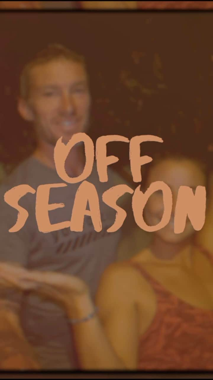 ジョアン・ディファイのインスタグラム：「Ce soir, lancement de ma 2e mini série sur YouTube “OFF SEASON” 🤩  //  Tonight, launch off my 2sd mini web series “OFF SEASON”   (17:30 FR / 19:30 RUN / 8:30am CALI).  🎬 @timeline_reunion」