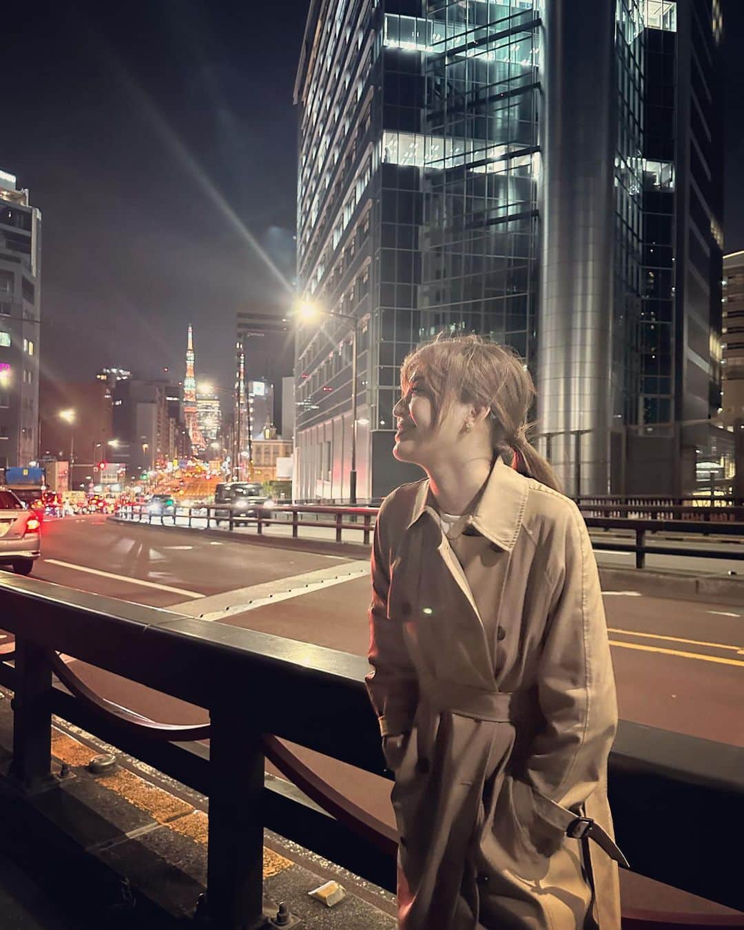 ericaのインスタグラム：「秋だね🍂 みんな風邪気をつけてね✨  #erica #撮影」