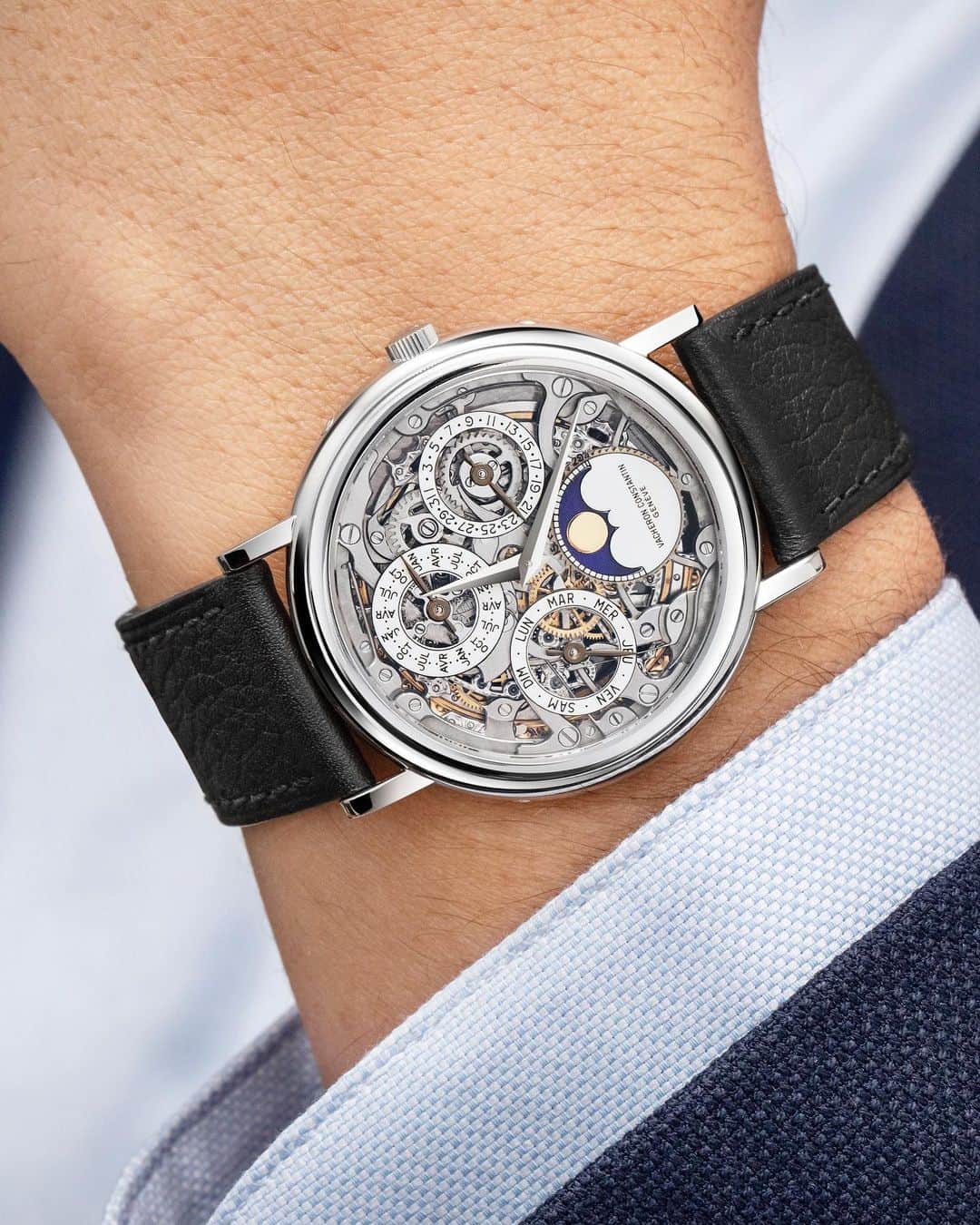 ヴァシュロン コンスタンタンのインスタグラム：「Les Collectionneurs - The vintage world of Vacheron Constantin 💥   Bringing together antique watches from the Maison, whether pocket watches or wristwatches, Les Collectionneurs offers a range of pieces which perfectly represent the spirit of Vacheron Constantin.  This superbly sophisticated and elegant ultra-thin perpetual calendar exemplifies our latest additions.  #VacheronConstantin #OneOfNotMany #vacheron #thehourlounge #watches #watch #watchesofinstagram #horology #watchoftheday #instawatch」