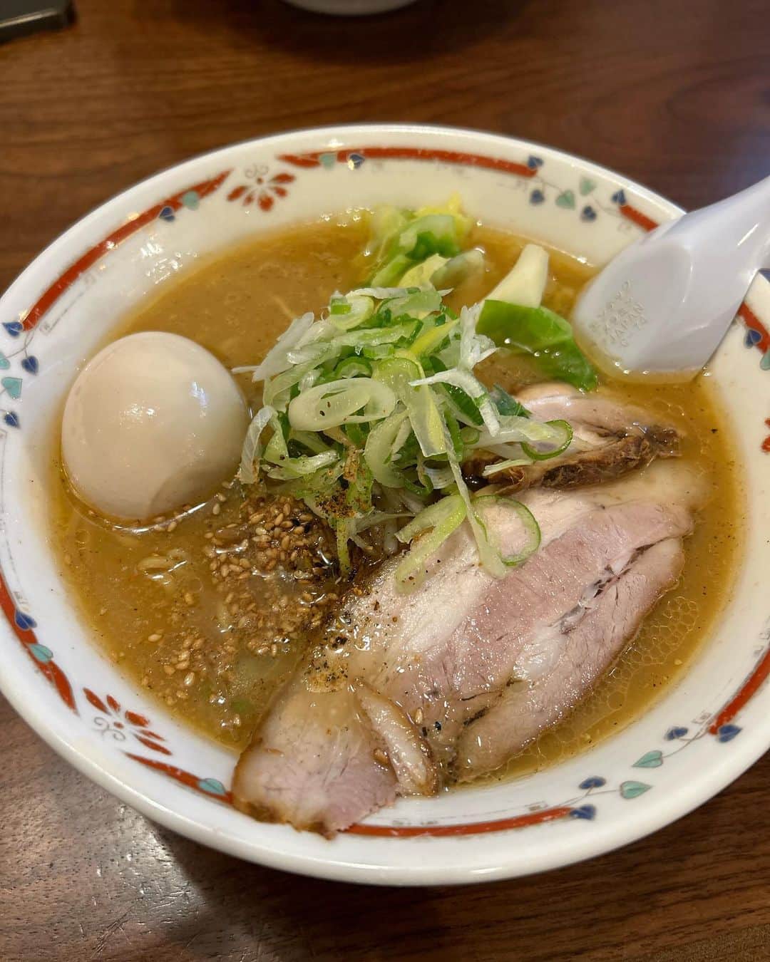 村松拓さんのインスタグラム写真 - (村松拓Instagram)「🍜バイ🍜 #一鶴 #狼スープ #誰かはじきに来ないかな🥢」10月27日 18時14分 - takkyun_ncis