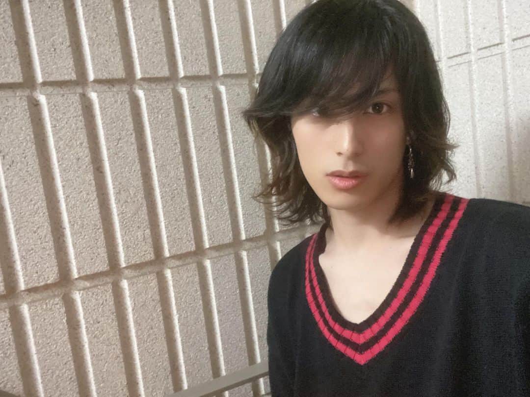 武子直輝さんのインスタグラム写真 - (武子直輝Instagram)「髪の毛も服もいいね  #武子直輝」10月27日 18時16分 - takeshi__naoki