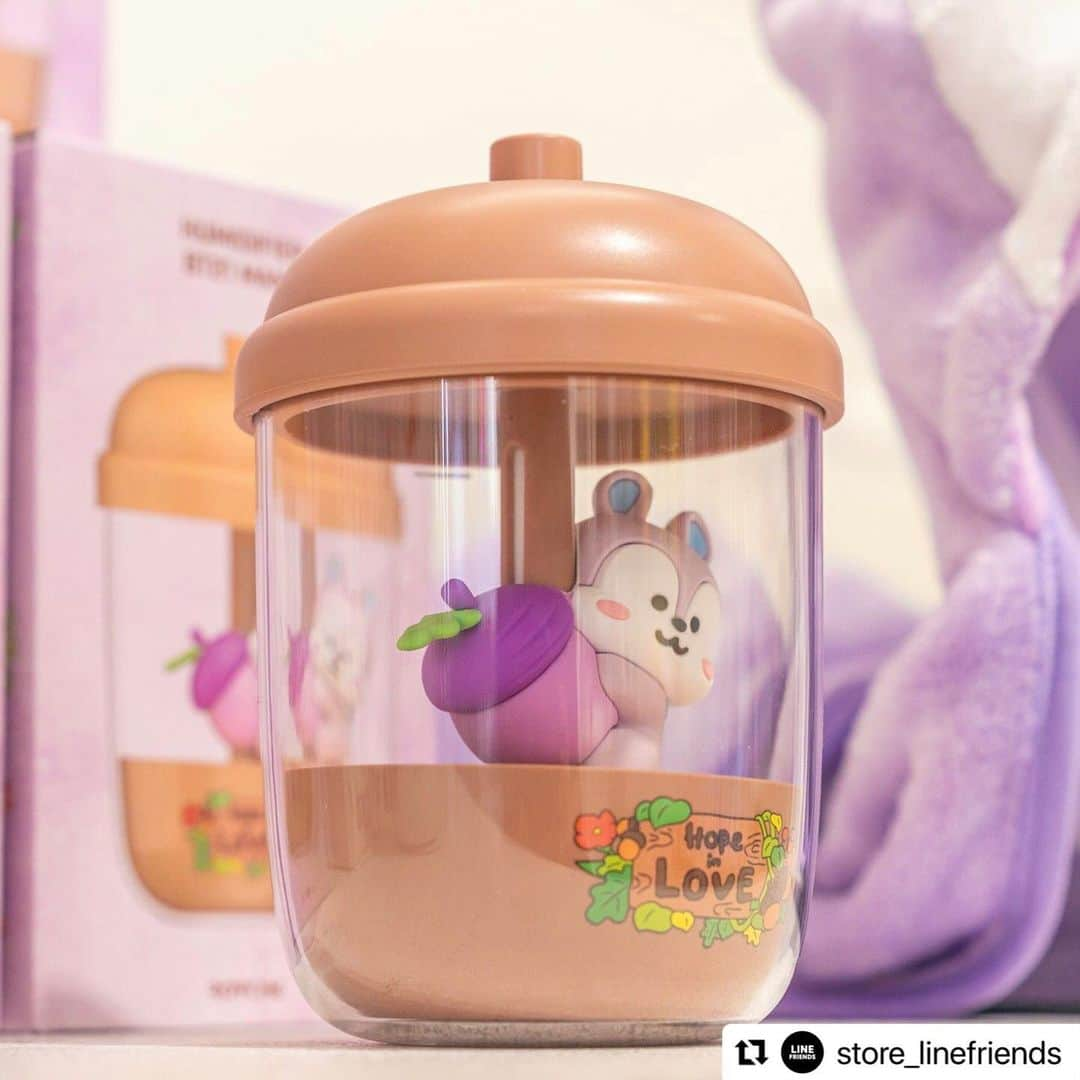 BT21 Stars of tomorrow, UNIVERSTAR!さんのインスタグラム写真 - (BT21 Stars of tomorrow, UNIVERSTAR!Instagram)「#Repost @store_linefriends  ・・・ We brought the Guardian Tree from DOTOHEE Village just for UNISTARS🌳 The mysterious acorn will make your wish come true🐿️  📍LINE FRIENDS COLLECTION 🔗 Link in our bio!  -  도토희 마을에서 라인프렌즈 홍대점으로 잠시 수호목을 옮겨왔어🌳  도토리 소원카드를 소중한 사람에게 보내면 신비로운 도토리가 희망을 이뤄줄 거야!🐿️  📍라인프렌즈 오프라인 스토어(강남/홍대/인사동/명동 영플라자 팝업) 🎁오프라인 스토어에서 HOPE IN LOVE 제품 구매 시 도토리 소원카드 증정 *결제 1건당 1장 증정(20종 랜덤), 소진 시 종료  📍라인프렌즈 온라인 스토어 🔗 프로필 링크를 확인하세요!  #BT21 #dream #hope #HopeInLove #DotoheeVillage」10月27日 18時16分 - bt21_official