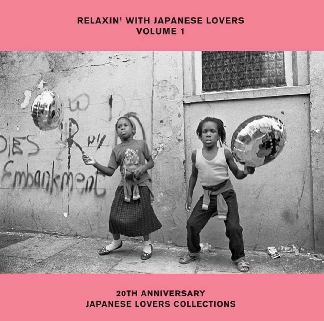 HALFBYさんのインスタグラム写真 - (HALFBYInstagram)「『RELAXIN' WITH JAPANESE LOVERS VOLUME 8 OLD TO THE NEW JAPANESE LOVERS COLLECTIONS』  憧れのコンピレーションの最新作に江原さんと一緒に作った"fushigi"が収録されることになりました。憧れのジャケット、嬉しい。コンピレーションの中でHALFBYの楽曲はどう聴こえるのでしょう。ギターを弾いてフックを作ってくれたのは上田くん。ライナー・ノーツは松永さん。  20周年を記念して第一弾も再発されるようです。  2023年12月13日発売  1. 中島美嘉 / 永遠の詩　 2. 岡崎体育 /ダブマリン 3. Love Letter Revue feat. ARIWA (ASOUND) / 花瓶に花 4. HALFBY / Fushigi feat. mei ehara 5. FRISCO feat. Tatsuyoshi Kida (TOREMONO) / HUSH　 6. 玉置成実 / Promise (Dub's Sentimental dub Remix) Remixed by Dub Master X　 7. 大村憲司 / リキの電話番号　 8. am8 / Citypop Lullaby feat.Keitaro Takanami (mad FPU Lovers Rock Remix)　 9. 東京スカパラダイスオーケストラ feat. THRILLER U / Let's Stay Together　 10. SHEENA & THE ROKKETS / OLD FASHIONED LOVE SONG　 11. Slowly / Drippin’ Summer feat. Mizuki Ohira (Dub Mix)　 12. SHOTS / LIVING IN A TOWN　 13. 門あさ美 / 白い花と赤い花　 14. 大阪パフォーマンスドール / 波の音だけ　 15. 上田正樹 / 渚でジャバ　 16. りりィ / 天気になあれ」10月27日 18時32分 - halfby