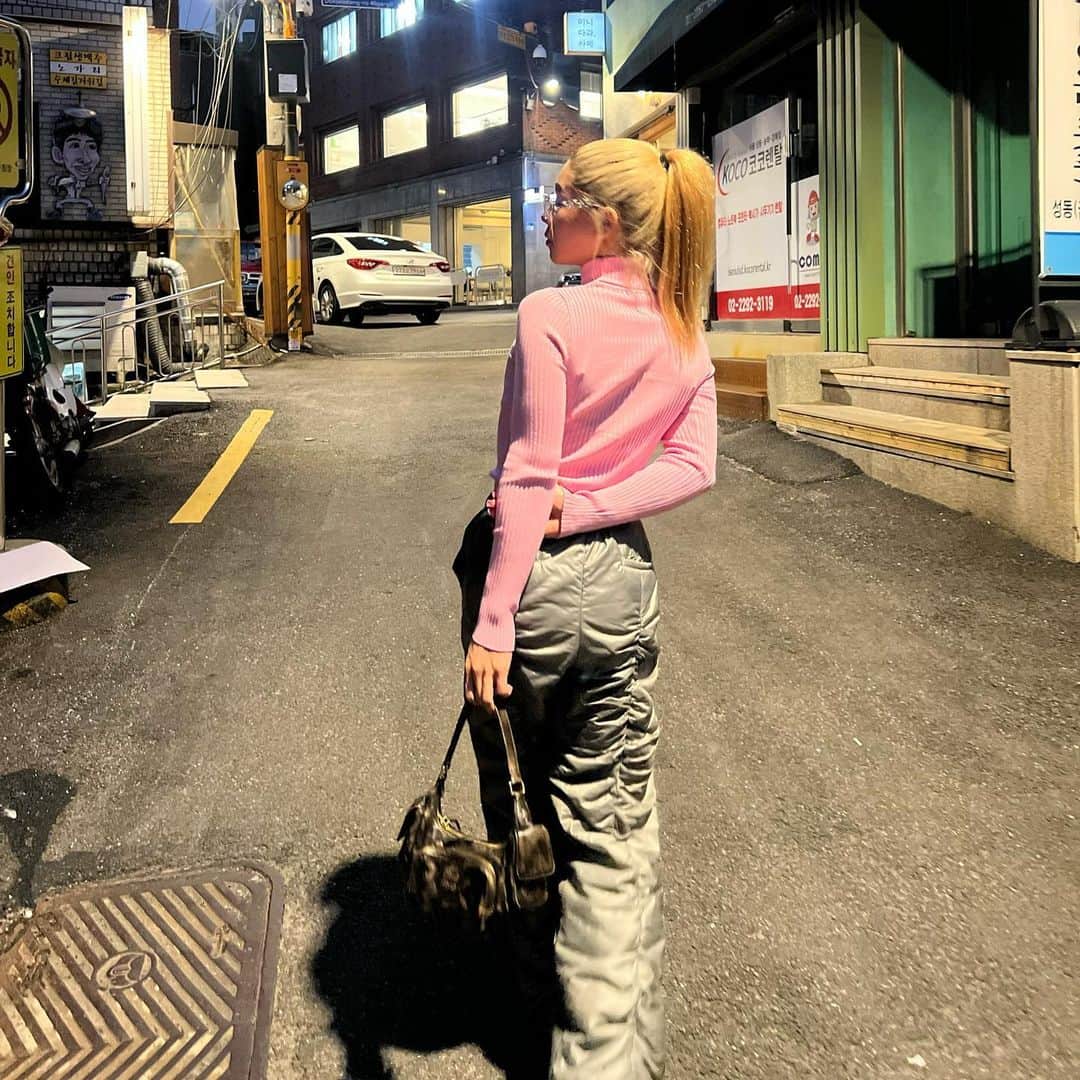 とうあさんのインスタグラム写真 - (とうあInstagram)「🇰🇷💕 一生同じもの食べ続けないといけなかったら何食べる？ っていう質問の答えがタッカンマリになりした🍲🐔」10月27日 18時38分 - ___2toua2___
