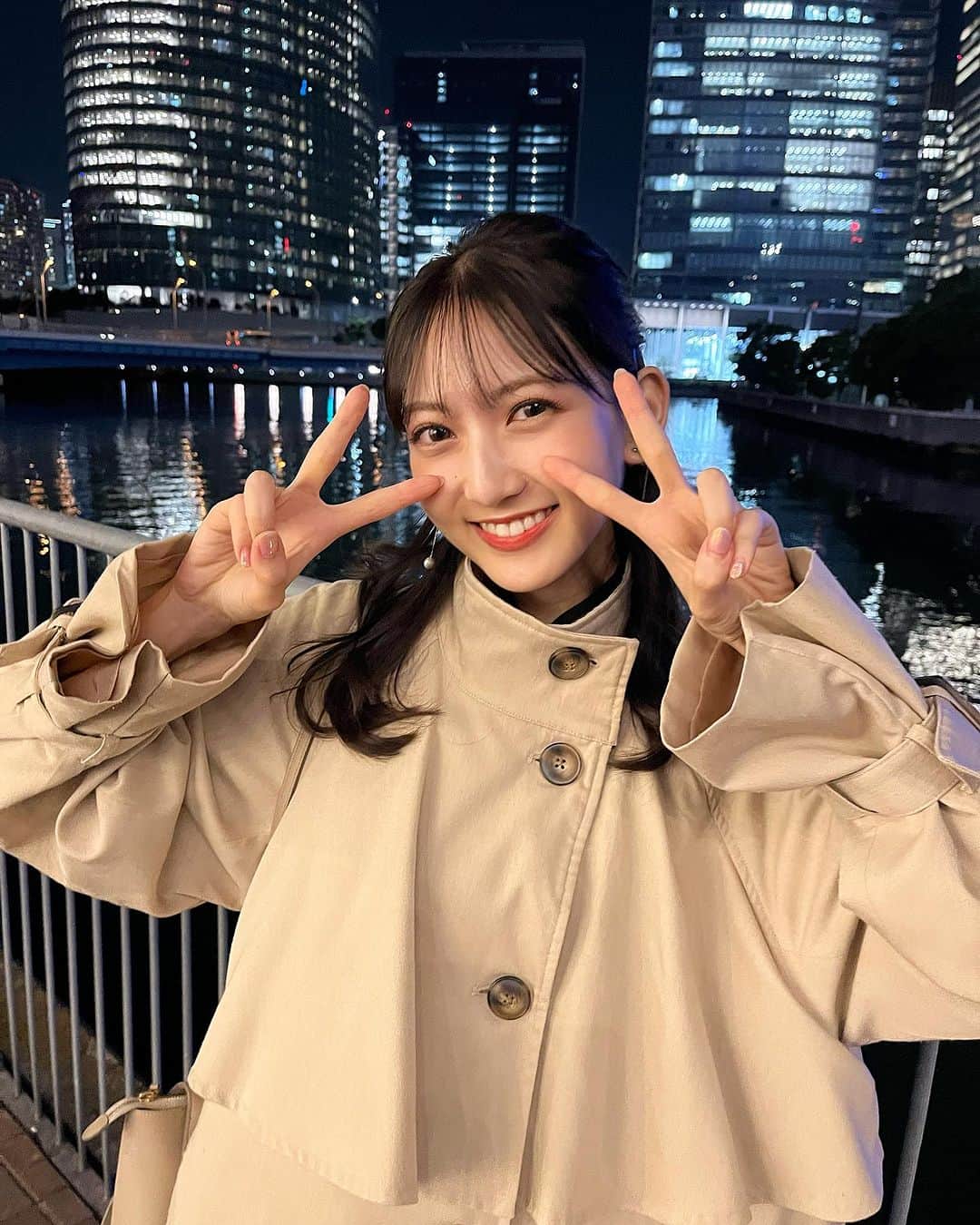 宮﨑葉苗のインスタグラム：「. 今日で22歳になりました😌✨  たくさんのお祝いのメッセージ本当にありがとうございました！！改めてお友達、家族、周りの方々に恵まれて感謝の気持ちでいっぱいです🥲✨  そして青山ミスコンのファイナルから約1年。 終わってからもたくさんのメッセージやコメント本当にありがとうございます！全部読ませていただいていていつも温かいメッセージに励まされています😭✨  明日の2023年度青山ミスコンの本番のステージでも登壇させていただくことになりました😌✨今年もこうしてミスコンに関わらせていただきとても光栄です。今年度もぜひ最後まで応援よろしくお願いします！  22歳も私らしく 色んなことに挑戦して 1日1日を大切に過ごしていきたいです💞  22歳もよろしくお願いいたします♡  #birthday」