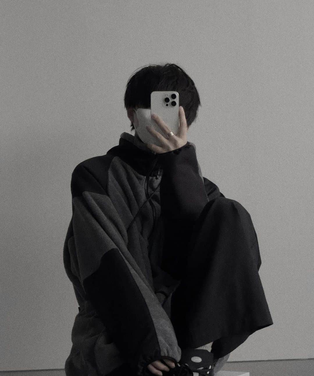 JUN / Yohukasiのインスタグラム：「今日の服。」