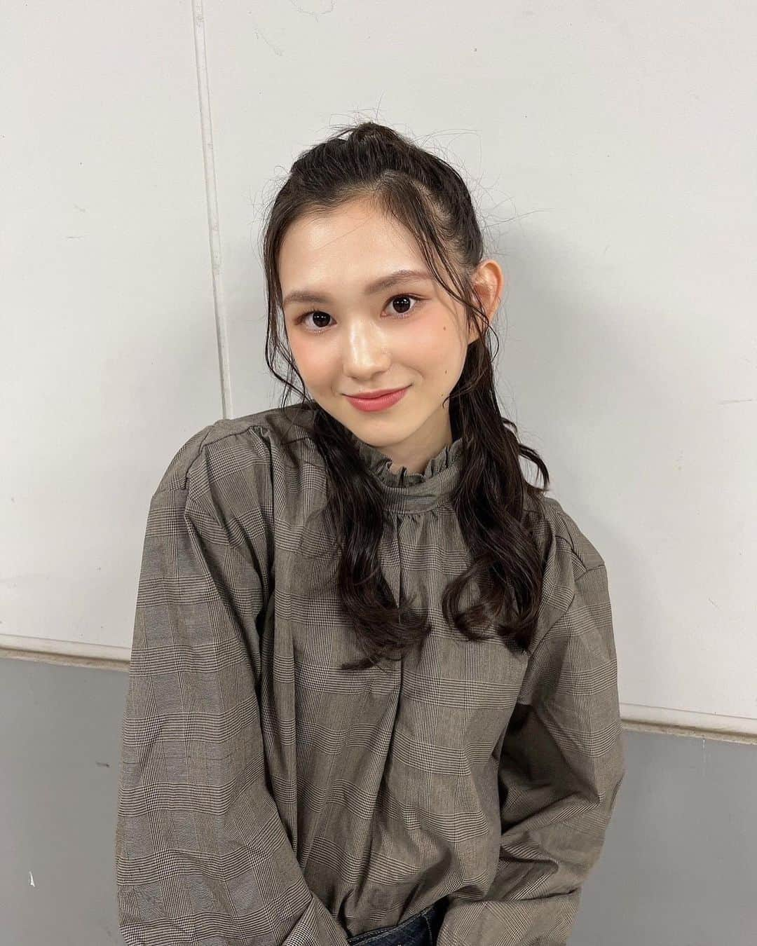 山崎カノンさんのインスタグラム写真 - (山崎カノンInstagram)「ゆるふわハーフアップしてもらった🤭」10月27日 19時31分 - kanonyamazaki