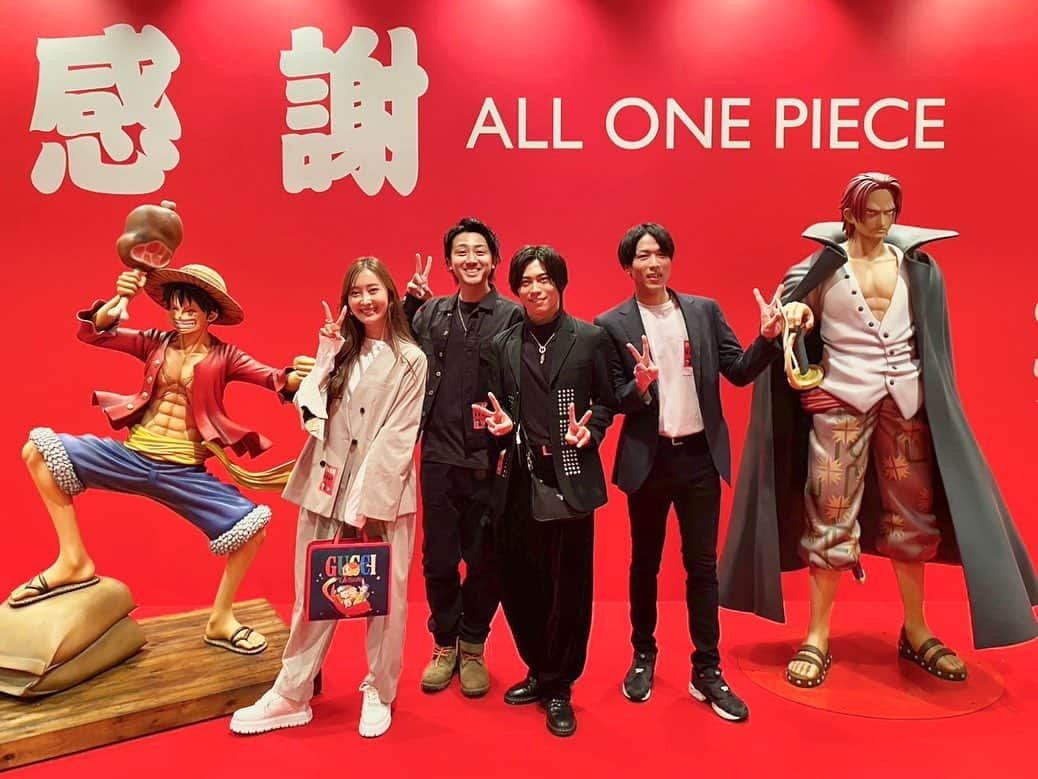 佐達ももこさんのインスタグラム写真 - (佐達ももこInstagram)「ONE PIECE 宴場所 ご招待いただき参加させていただきました❤️  アニメワンピース25周年、映画、ワンピースタワーなどなどの コロナ禍でできなかった宴を企画してくださり そして歴代キャストもご招待してくださった事、 本当に光栄で感激の空間でした😭✨  改めてONE PIECEに携わった経験は人生の宝物で 大切な仲間にも出逢えたこと、 とにかく感謝でいっぱいです🥰  これからも作品のファンとして ずっと応援し続けます💪🧡  #onepiece」10月27日 19時45分 - sadamomodayo