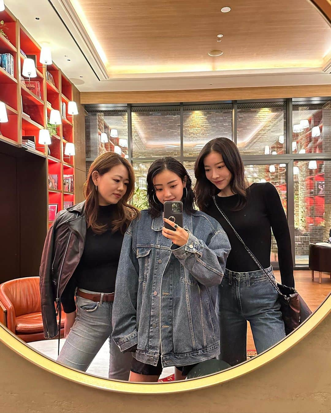 松山かなこさんのインスタグラム写真 - (松山かなこInstagram)「📍Ananti at Gangnam 韓国のホテルがめちゃくちゃ可愛かったのでシェア🤍  ロビーもお部屋も天井が高いしとにかく内装が可愛くて、 もっとホテルを満喫する旅でもよかったくらいお気に入りのホテル✨  #韓国旅行 #韓国ホテル #江南 #江南ホテル #gangmam #ANANTIatGangnam #ananti #seoulhotel」10月27日 19時38分 - kanakonaimen