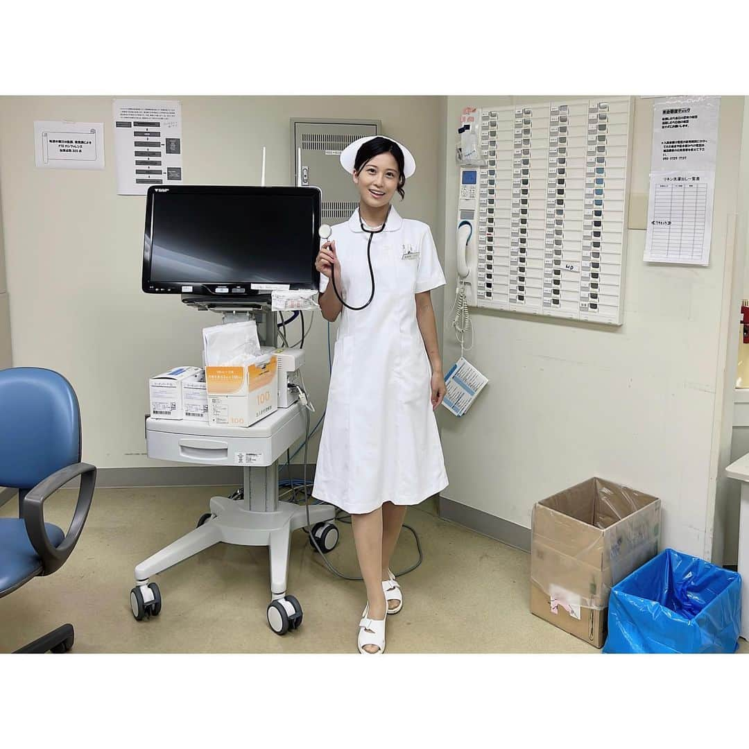 松下由依さんのインスタグラム写真 - (松下由依Instagram)「🏥  とある撮影で看護師さんになりました💉  30年前の看護師さんの設定で、メイクも30年前風に！！  何の撮影なのかは、、、まだ秘密です。  #看護師」10月27日 19時43分 - matsushita_yui_kbc