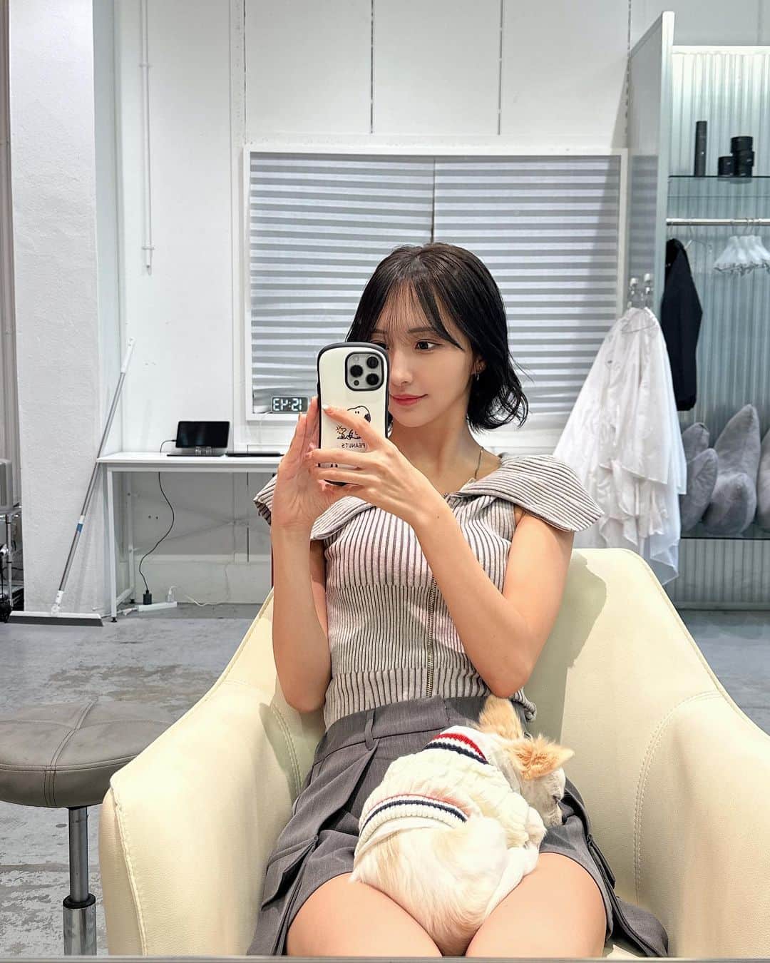 のインスタグラム：「. .  new color👩🏻  @la.frankly_taiki thanx🍒  . .  #清澄白河 #hairstyles」