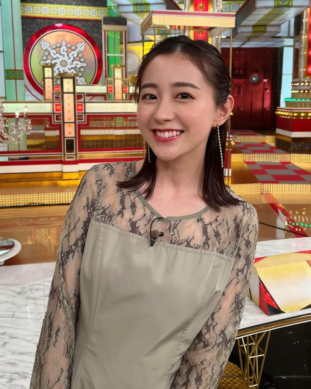 若林有子さんのインスタグラム写真 - (若林有子Instagram)「今日の金スマは「ひとり農業」✖️リュウジさん！ 野菜を使った絶品レシピをたっくさん披露してくれます！ 食欲の秋にぴったりですよ😋  今夜9時〜ご覧ください！  #前髪長かった時期なのでデコ出しです #金スマ  ワンピース: LAGUNAMOON  パンプス: DIANA」10月27日 19時44分 - wakabayashiyuko_