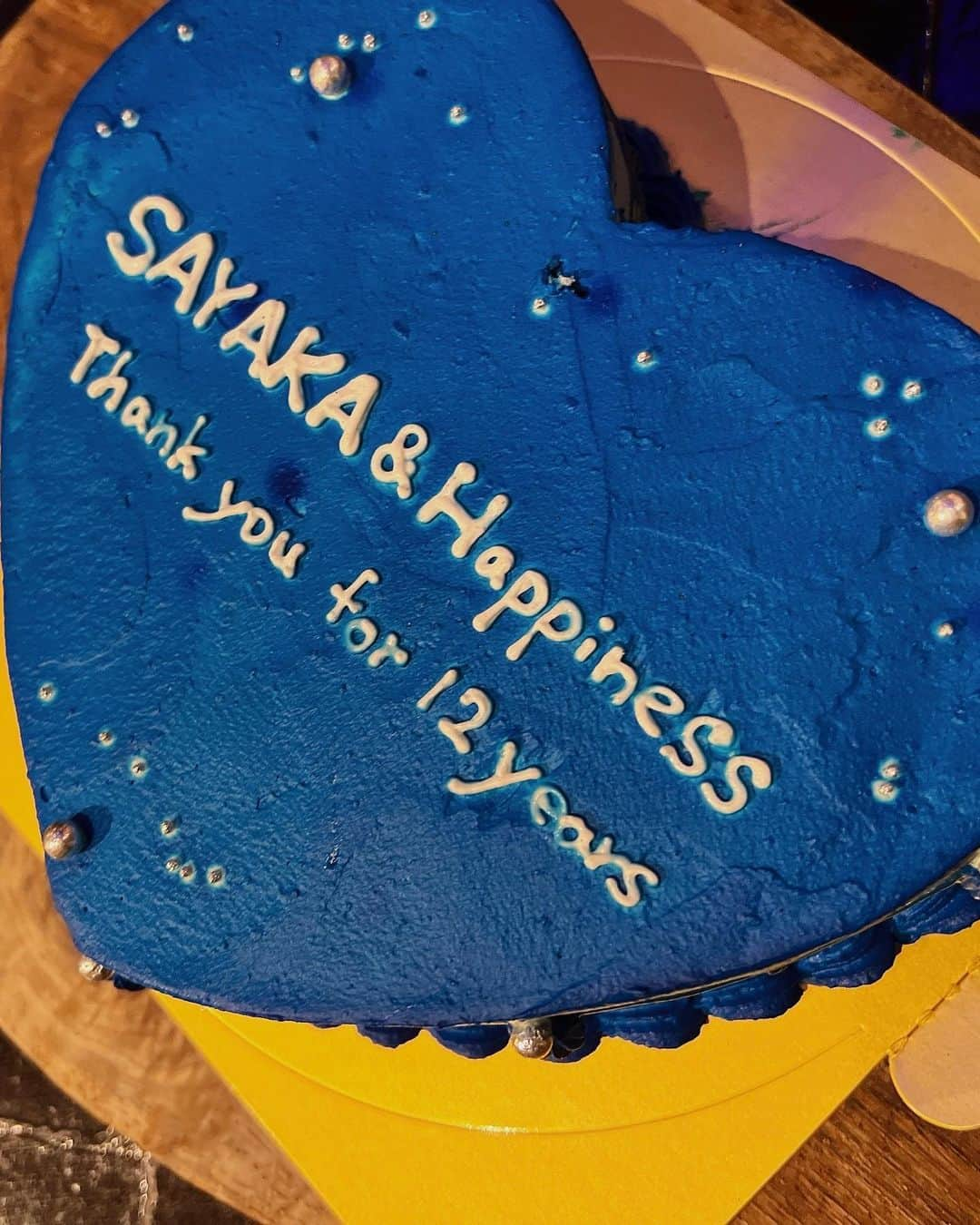 SAYAKAのインスタグラム：「💙🩵🍰🩵💙」