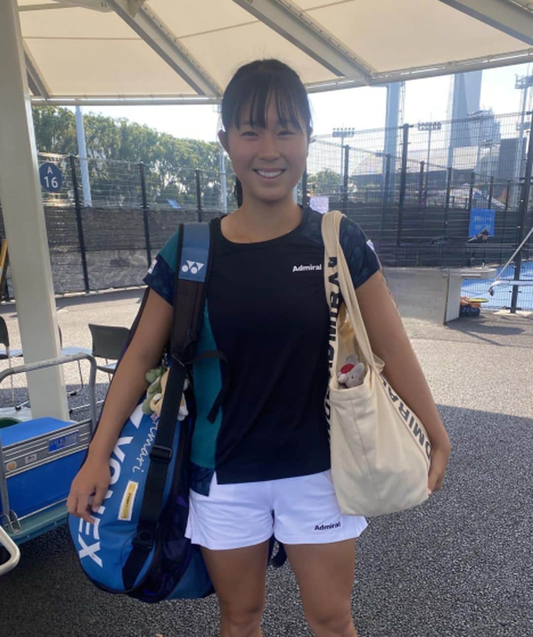 佐藤久真莉のインスタグラム：「明日から三菱電機ビルソリューションズ 全日本テニス選手権98thに出場します。⁣ 私の初戦は10:00スタートのコロシアムコートにスケジューリングされました！⁣ 精一杯頑張ります！応援宜しくお願い致します🙇‍♀️⁣ ⁣ #テニス⁣ #テニス女子⁣ #テニスウェア ⁣ #プロテニスプレイヤー ⁣ #スポーツ ⁣ #スポーツウェア ⁣ #スポーツ女子 ⁣ #武内総合会計⁣ #富士薬品 ⁣ #アドミラルアスレ⁣ #吉田歯科クリニック ⁣ #ヨネックス ⁣ #professionaltennis ⁣ #tennis ⁣ #tennisgirl ⁣ #tennisplayers ⁣ #sports ⁣ #admiral」