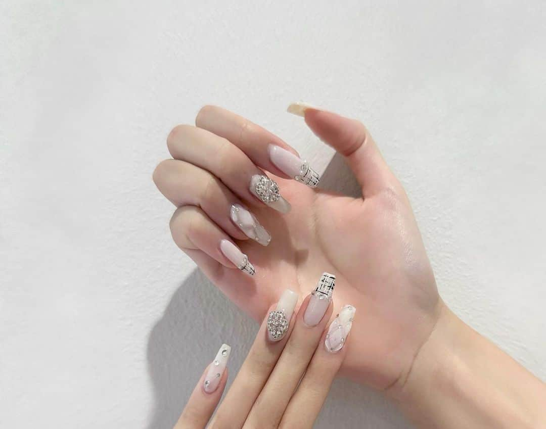 うたなさんのインスタグラム写真 - (うたなInstagram)「nail〜♡ 毎回想像通りにしてくれて本当にかわいい♡」10月27日 20時14分 - _utana_888