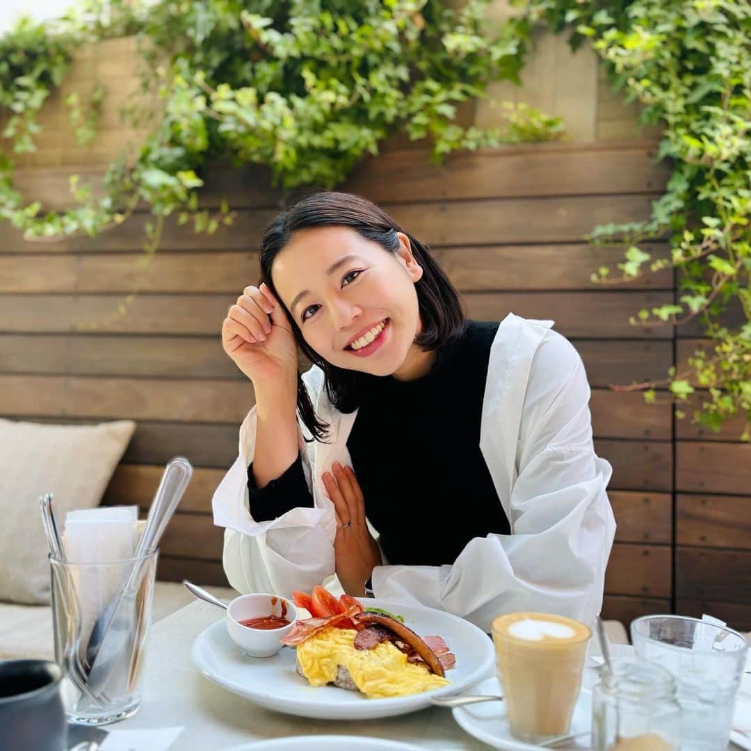 坂口佳穂のインスタグラム：「朝モー☕️🤎  #morning#coffeetime#10月#秋#朝活#朝モー」