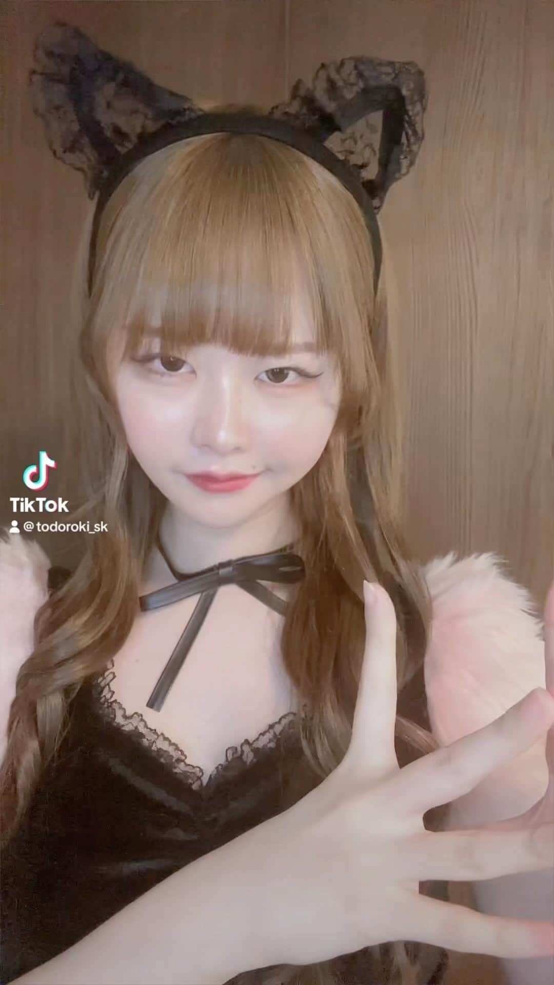 整形アイドル轟ちゃんのインスタグラム：「#人マニア #重音テト #原口沙輔 振付:みおちん様」