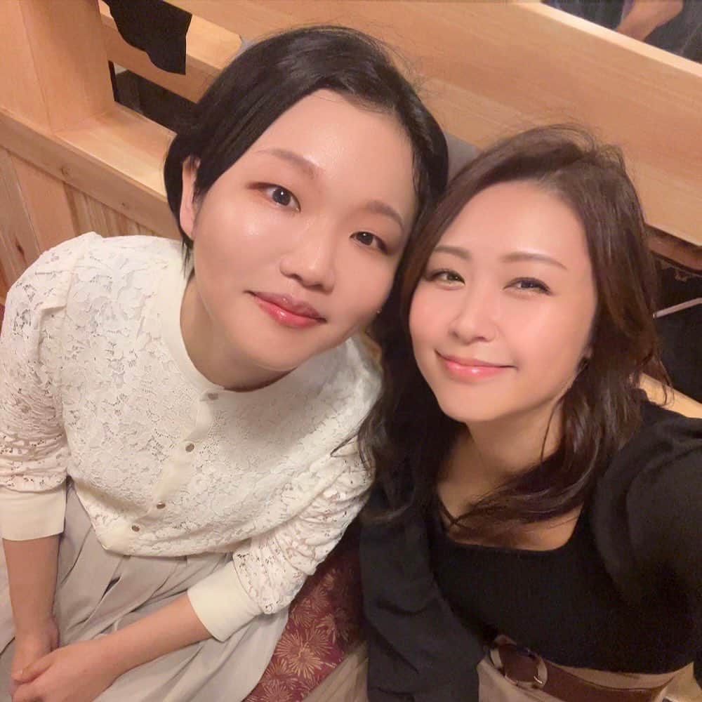 水上真理のインスタグラム：「昨日は ばーどちゃんと🥰 . ばーどちゃんのお友達も 一緒だったのだけど 話が盛り上がり過ぎて お写真撮り忘れちゃった🤭 . すっごく美味しいお店だったなぁ♡ . #smile  #happy #love  #和食  #和食大好き」