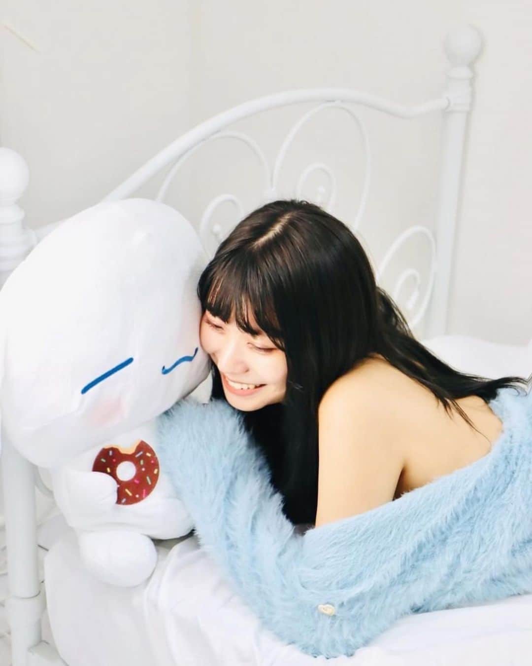 大葉めものインスタグラム：「もっと早く知りたかった、もっと早く見つけたかった そう言われることが増えたけど きっと 遅かれ早かれ出会う運命だったんだよ私たち  私を見つけてくれたこと、心から感謝してるよ」