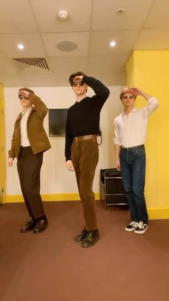 New Hope Clubのインスタグラム：「Pump up the jam…. It’s Friday 🕶️」