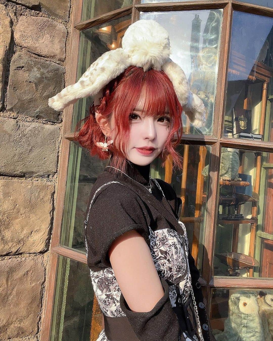 ごみちゃんのインスタグラム：「どこの寮っぽいです？？ 個人的にはグリフィンドールが似合う人すきです」