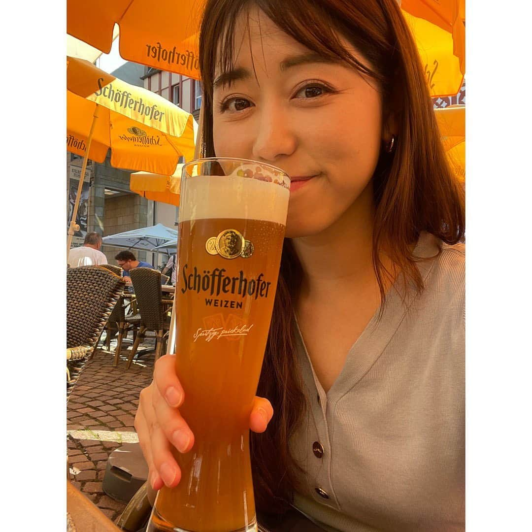 中根夕希さんのインスタグラム写真 - (中根夕希Instagram)「to Germany🇩🇪!!! 9月末にお休みをいただきドイツへ行きました🇩🇪 お昼から飲んでる雰囲気が最高！！！ 天国でした☺️☺️♥️ Frankfurt-Düsseldorf-Köln また行きたいな〜  #Germany #🇩🇪 #夏休み #ビール最高 #天国や」10月27日 21時18分 - nakane.yuki