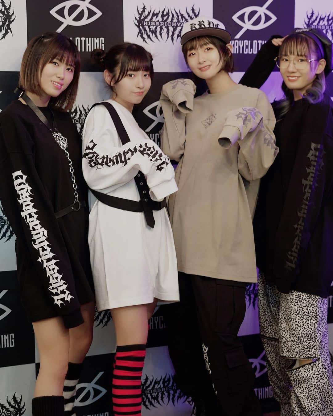 仮面女子のインスタグラム：「ブラックカラーを基調としたカジュアルロックスタイルのブランド☠️【 @kry231 】 今日は新作モデルとして撮影してきました📸是非チェックしてくださいね！ お楽しみにぃ✨  @kry231 さん、ありがとうございました🙏」