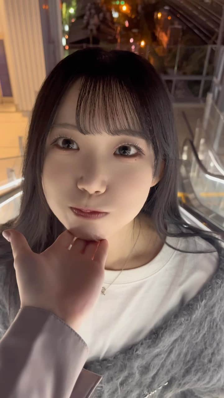 のインスタグラム：「🐶🐾❔」