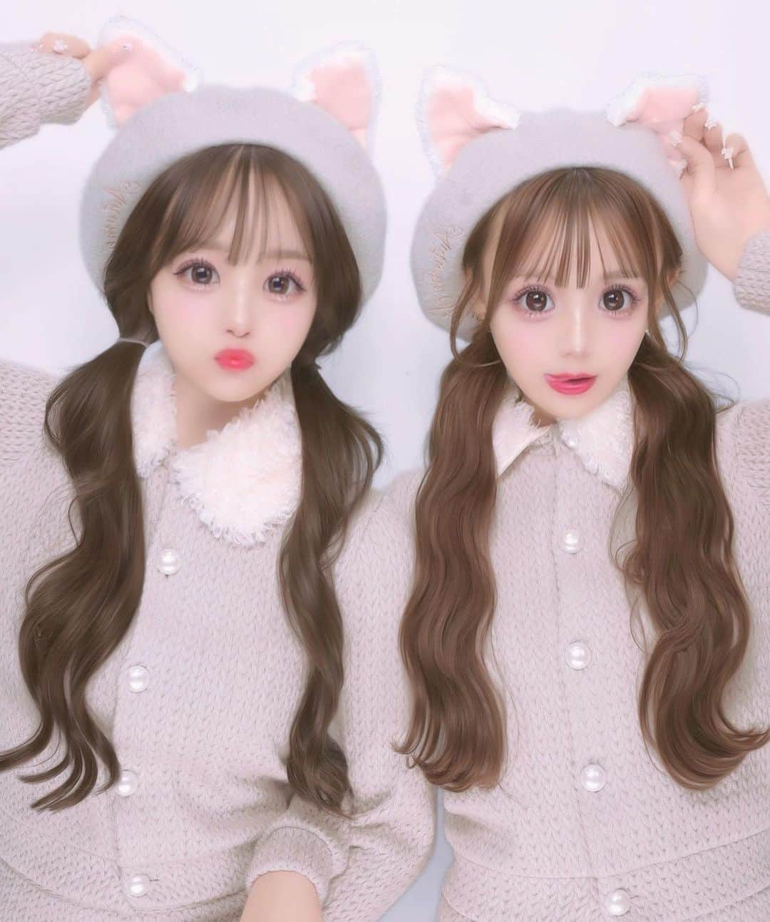 古澤里紗のインスタグラム：「きょかふりプリ👩🏻‍❤️‍👩🏼🎀''  . . .  ディズニーver.でございます♩ きょかさんとお揃いできて嬉しいし いく？って言ってすぐ決まるのも嬉しいし あと、帰りに中華食べて帰った  シーの中の中華美味しいってきょかさん言っててでもめっちゃ並んでて諦めたからシー行く時次は食べたい(⊃ᴗ ̫ ᴗ⊂)🥟  あーお腹すいた  . . . #ディズニー #ディズニーコーデ  #プリ」