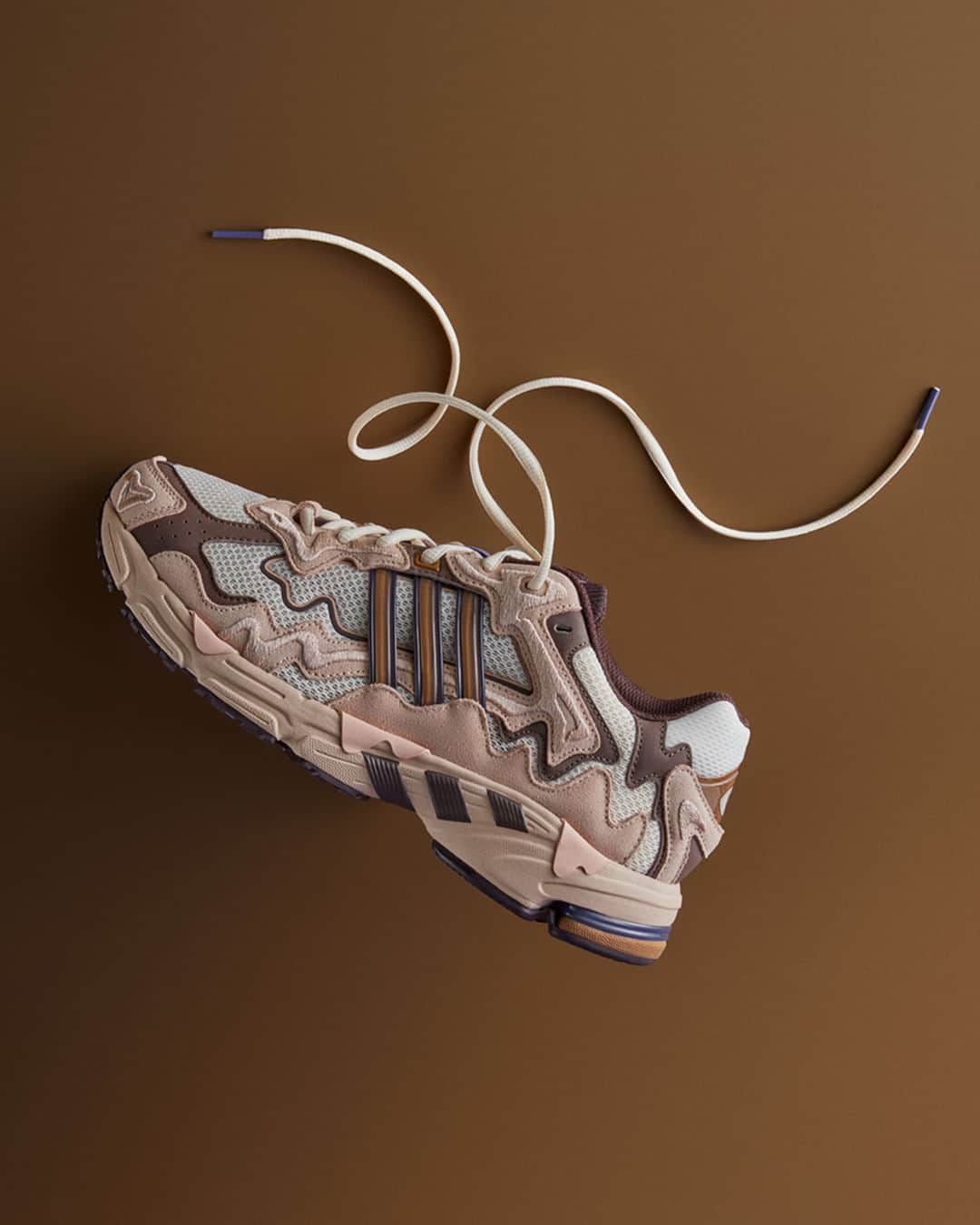 UNDFTDのインスタグラム：「Bad Bunny x Adidas Response CL 'Paso Fino' // Available Saturday, 10/28 at 8am EST at Undefeated.com  @adidas @badbunnypr」