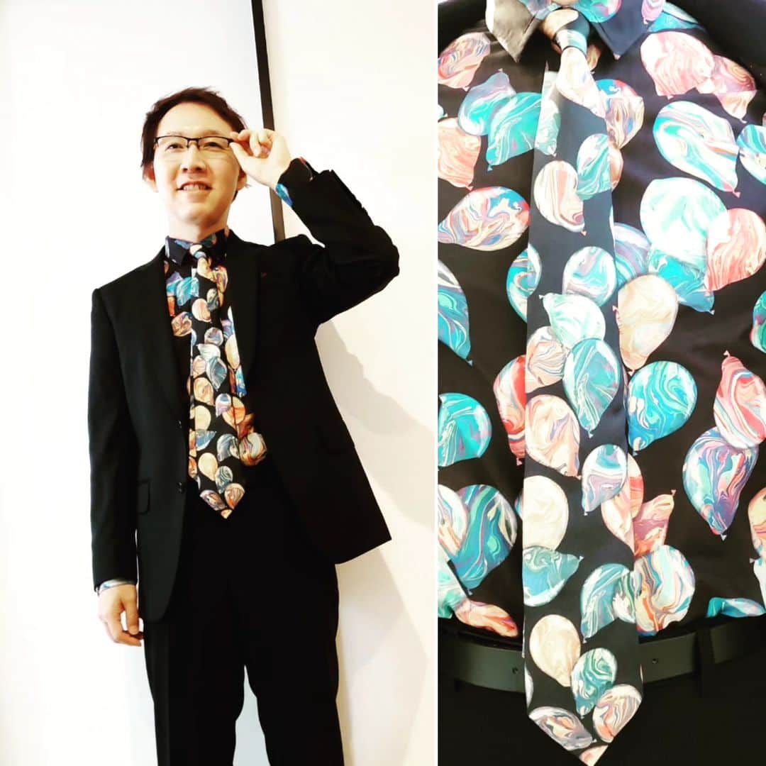 門倉貴史のインスタグラム：「オッハー😀  これから講演会で長野県に行ってまいりますぅ❗（長野商工会議所主催）  「産業フェア in 信州2023」  イエーイ😘🤓イエーイ😘🤓イエーイ😘🤓サラバ🍀👋  #講演会 #長野県 #長野市 #ビッグハット #長野商工会議所 #産業フェア #門倉貴史 #今日のコーデ」