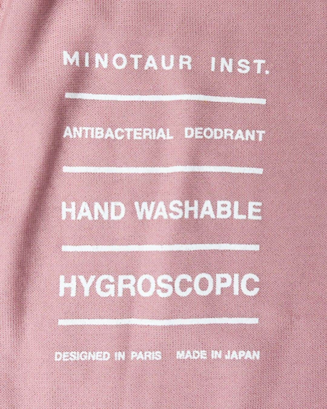 ミノトールさんのインスタグラム写真 - (ミノトールInstagram)「TECH WOOL SKIRT【WOMEN'S】  FUNCTION : ANTI BACTERIAL DEODORIZATION HAND WASHABLE HYGROSCOPIC  Merino Wool 100%  Made in Japan  天然の抗菌防臭、優れた吸湿性を備えた極細の繊維によるソフトな肌触りのメリノウールを使用し たスカート。 オールシーズン対応の温度調節機能をもつハンドウォッシャブル生地。 Aラインシルエットのロングスカートは腰回りが程よく体にフィットしており、同ラインのトップスと合わせても相性が良いデザイン。 セットアップでの着こなしでラグジュアリーな雰囲気を演出したコーディネートを提案。  This skirt is made of merino wool, which is soft to the touch and made of ultra-fine fibers that are naturally antibacterial and deodorant and have excellent moisture absorption properties. Hand washable fabric with temperature control function for all season. The long skirt with A-line silhouette fits the body well around the waist, and is a design that goes well with tops of the same line. We propose coordination that creates a luxurious atmosphere by dressing in the setup.  SET-UP series  TECH WOOL MOCK NECK TECH WOOL POLO  #minotaur_inst #minotaurinst #minotaur #ミノトールインスト #ミノトール #functional #comfortable #miyashitapark #tech #techwear #テック #relaxsmart #リラックススマート #relaxsmartwear #リラックススマートウェア #techwool #handwashablewool #madeinjapan」10月27日 23時52分 - minotaur_inst._official