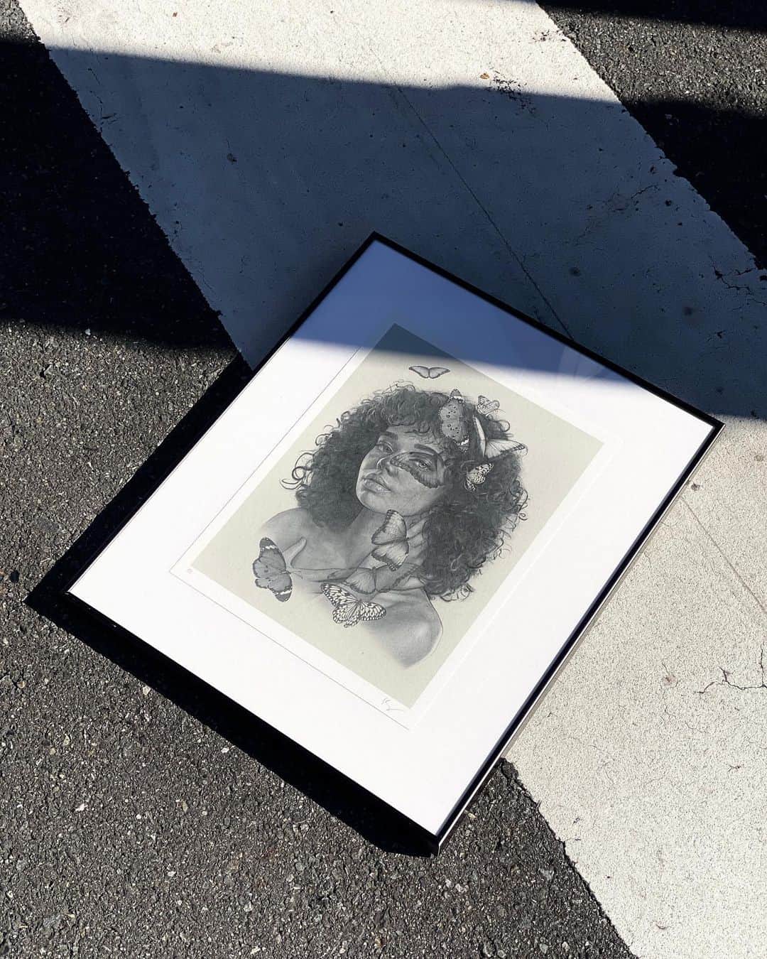 目黒ケイのインスタグラム：「“Transform” - Limited Edition Print now available at keimeguro.com/shop 「Transform」限定プリントリリースのお知らせです  This drawing is a reminder for myself and everyone that you can heal and evolve simultaneously- growth is not linear and we all have our own special timing. By purchasing a print you support what I do and can continue to share and (in my own, weird way) give back to the collective. Thank you to the new and continued collectors, I love you lots and hope the butterflies bring you happiness.🦋  - Signed and Editioned - Acid-Free fine art quality print, 100lb (270g/m) - Dimensions: 9in x 12in (22.9cm x 30.5cm) - Original media: Pencil, graphite, and Photoshop (mixed media) - Includes a handwritten note and a set of postcards (4) - Insured with a tracking number - Prints will ship by November 17th  🌎FREE SHIPPING WORLDWIDE🌎 www.keimeguro.com/shop (link in bio)」