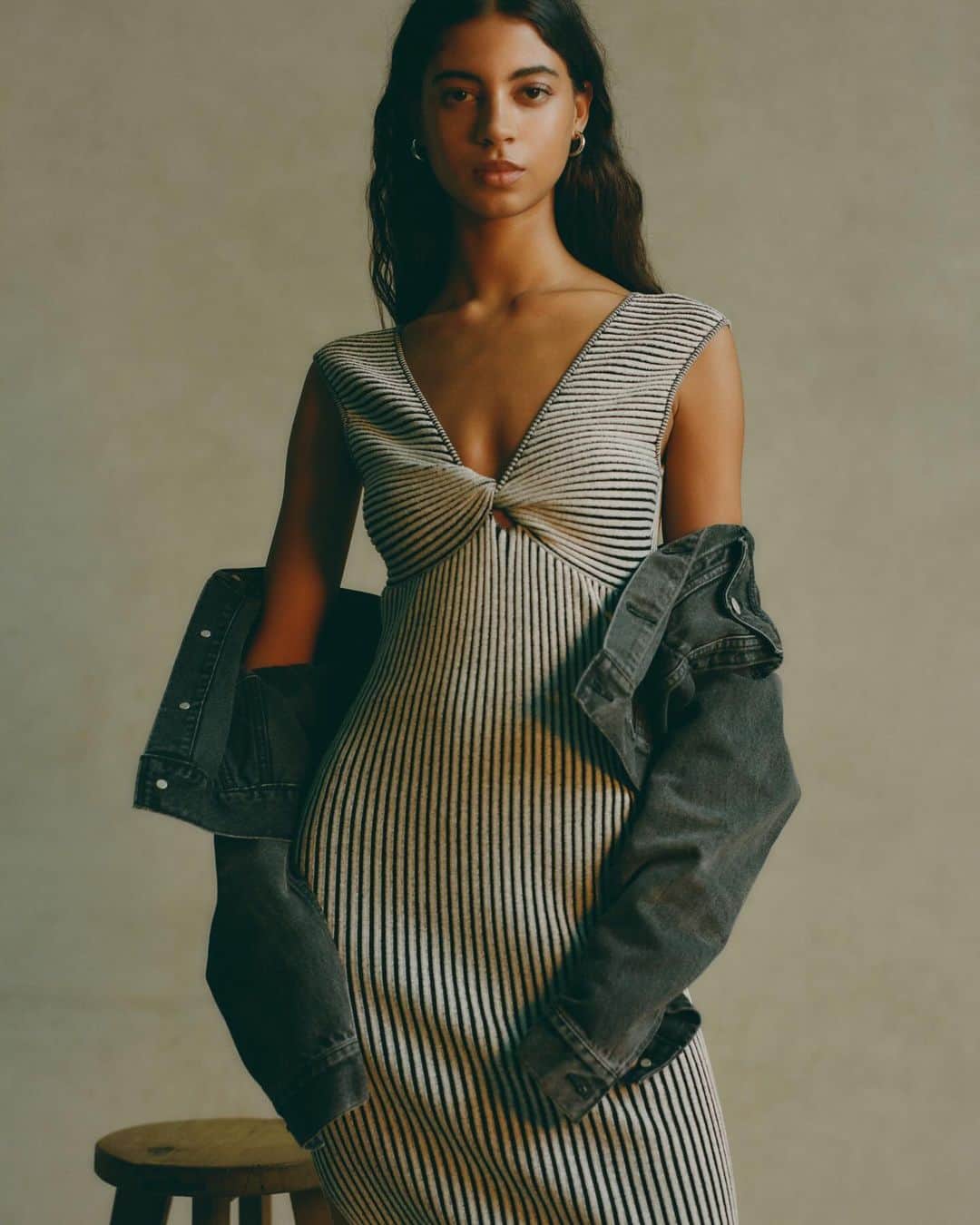 ジョン エリオットのインスタグラム：「Fall / Winter 23 Women’s Lookbook  Link in bio and stories. Shop the assortment in-store and online through JohnElliott.com.  Model: @rocio.marconi  Photography: @p.lo Lighting + Assist: @robertmholland  Hair + Makeup: @agajakubowskimakeup」