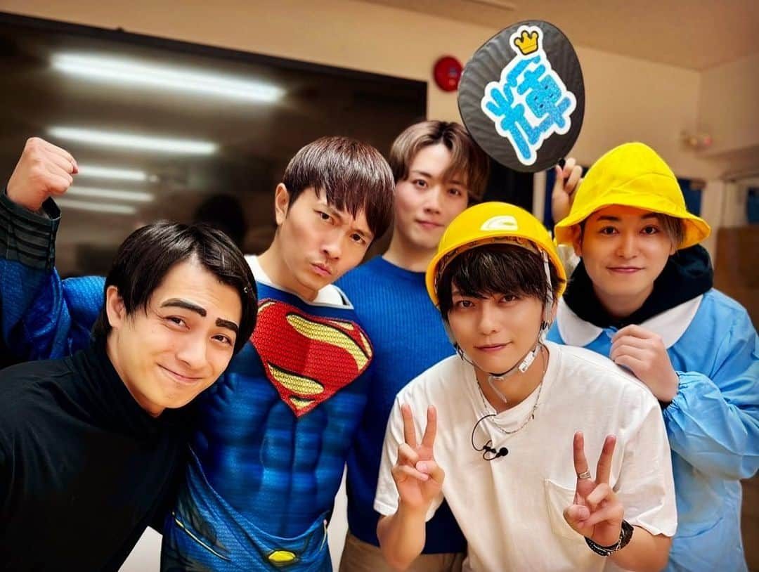 和田泰右のインスタグラム：「thank you🥰  #teamスパーク  #鍵本輝  #米原幸佑  #和田泰右  #川原一馬  #若松渓太   #lead  #生搾りーど」