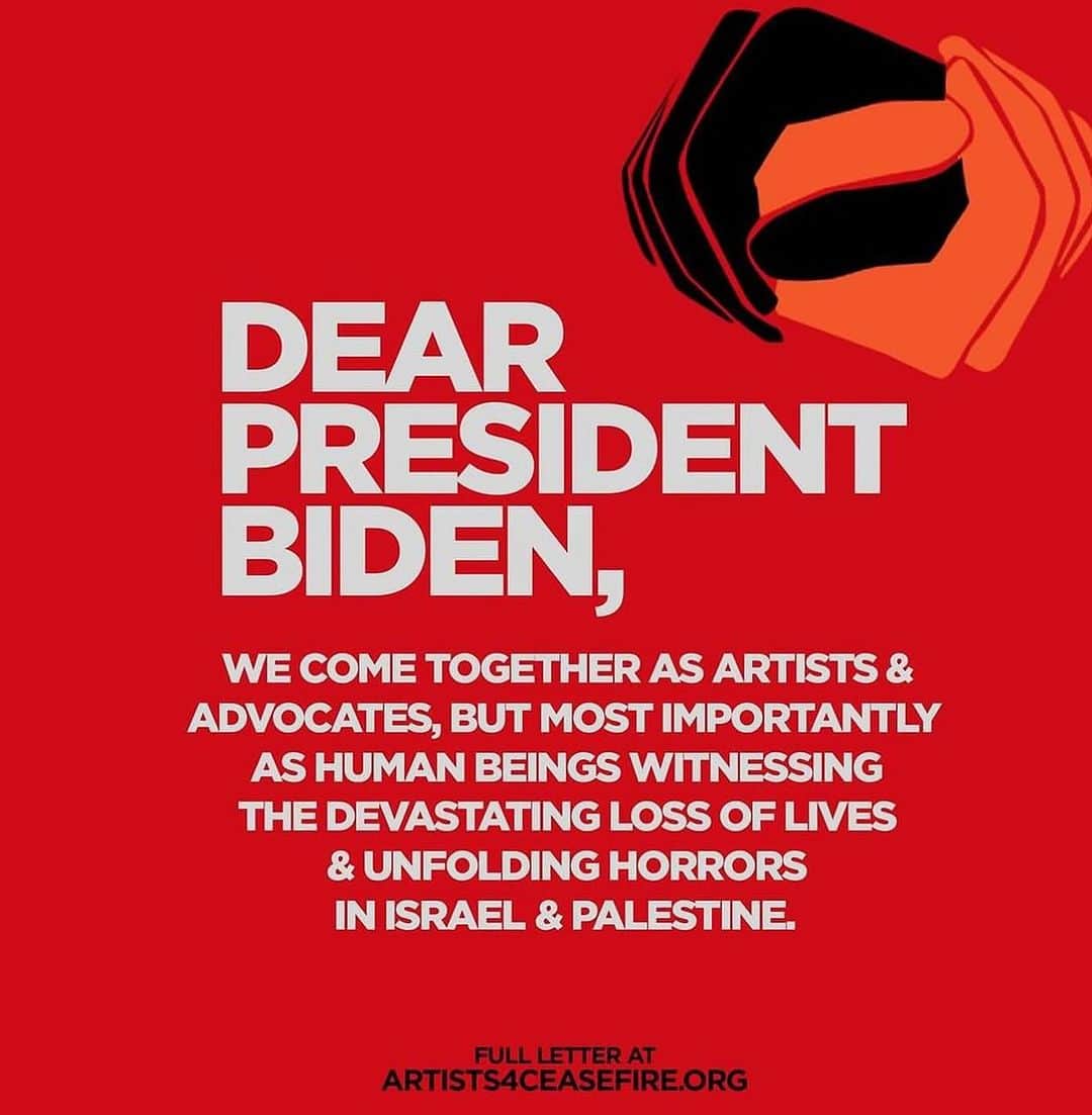 ミラ・ジョヴォヴィッチのインスタグラム：「What happened in Israel on Oct. 7th is inexcusable and horrible beyond comprehension. The response has been inexcusable and horrible beyond comprehension as well. We need a #ceasefirenow」