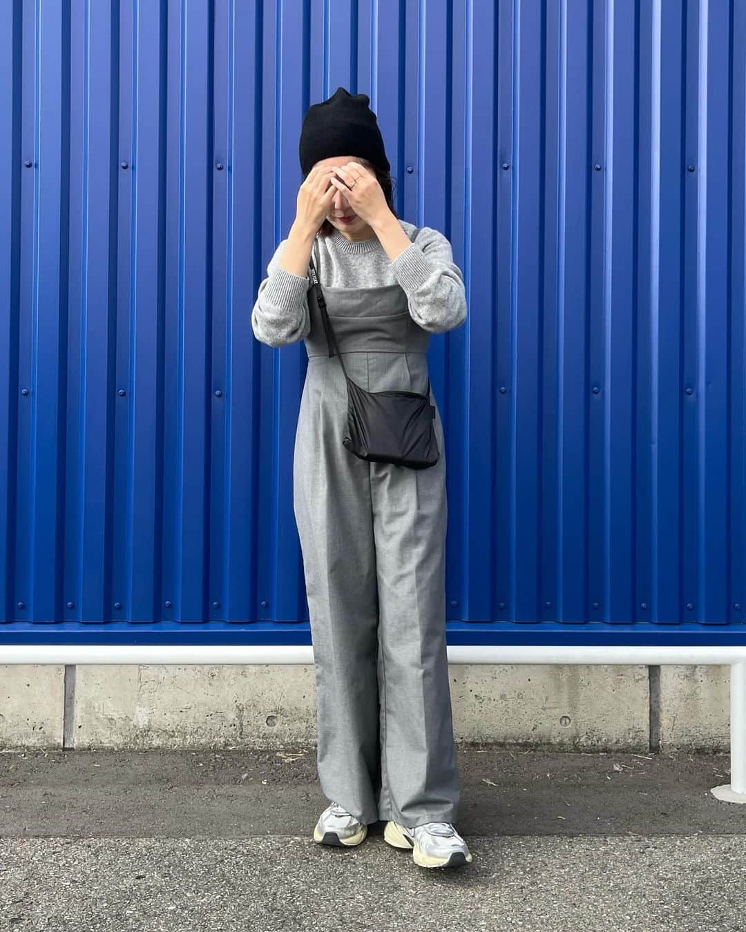 my9mj8のインスタグラム：「ユニクロのニットすごく良くて 今日から更にお得になってて ネイビーと白も追加した😂💕 ロンTみたいな価格やん、、、笑 （PRじゃないよ）  ⁡チクチク苦手な人は気になるかも🥺 ⁡ #ファッション#コーデ#コーディネート#fashion #coordinate #code #ootd #outfit #wear #ママコーデ ⁡」
