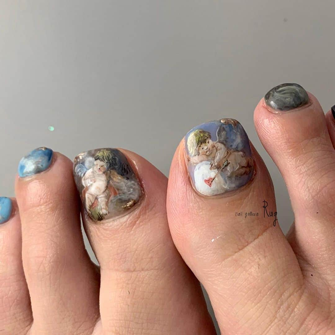 aoki_nailさんのインスタグラム写真 - (aoki_nailInstagram)「・ 絵画シリーズ🖼️  アモルの標的 #フランソワブーシェ イラストからおまかせ＊ 空と地上のイメージで  アート以外逆アシンメトリー  パターンでデザイン💫  いつもありがとうございます☺︎  nailgalleria  Rug〈ラグ〉 大阪市北区中崎西2-6-3  #絵画ネイル#絵画ネイル大阪#アートネイル#大阪ネイルサロン#ルーブル展#ルーブル美術館展  #手描きアート#手描きデザイン#手描きネイル#アートネイル#オディロンルドン #ルドン展 #OdilonRedon #handpaint#paintart#nailistagram#kawaii#japanesenailart#japanesenail#instanail#nails#絵#イラストネイル#絵画ネイル#絵画ネイル大阪#FrancoisBoucher##LaCibledAmour」10月28日 0時24分 - aoki_nail