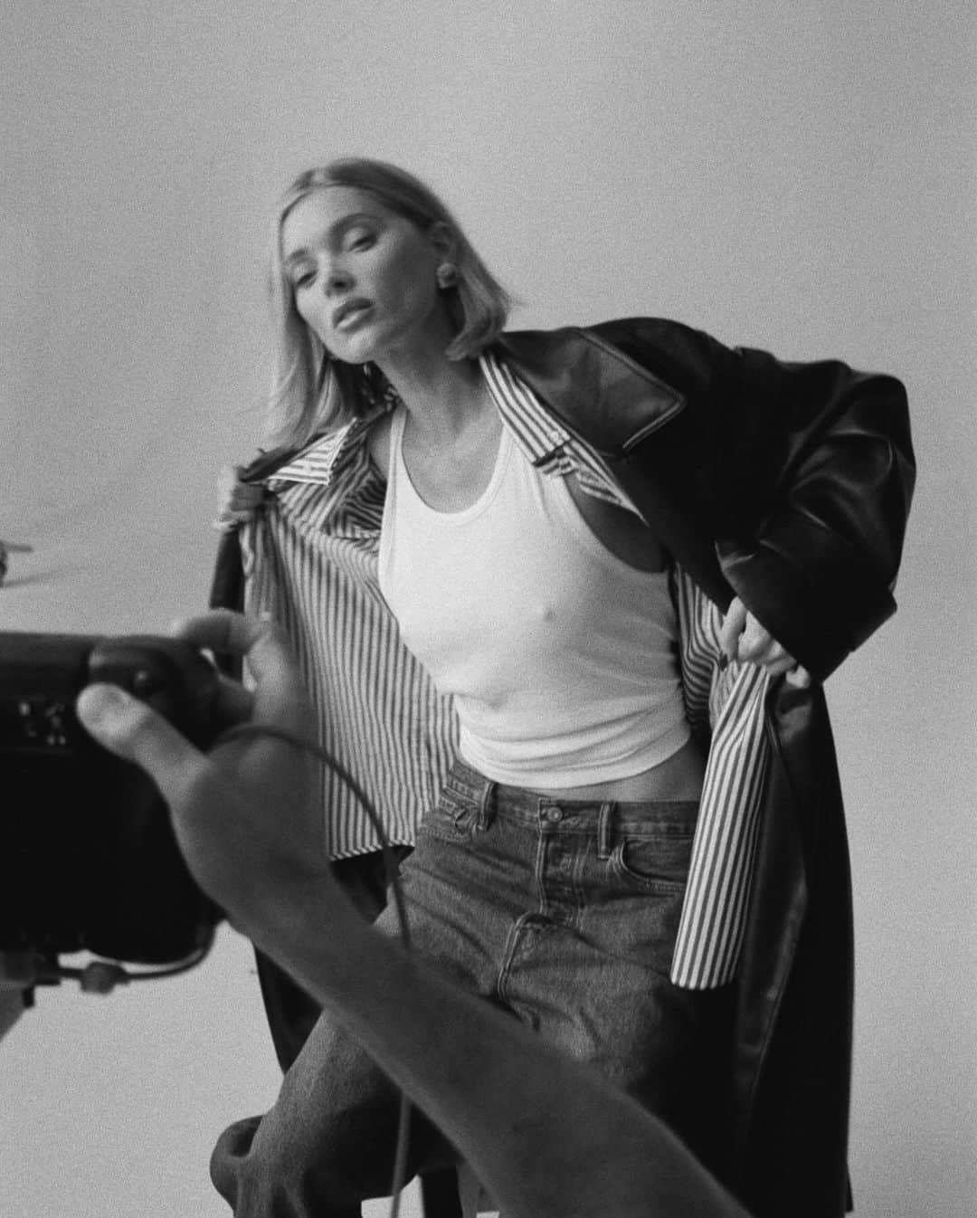 GAPのインスタグラム：「Gifted. Togetherness.   Elsa Hosk for Gap, 2023.」