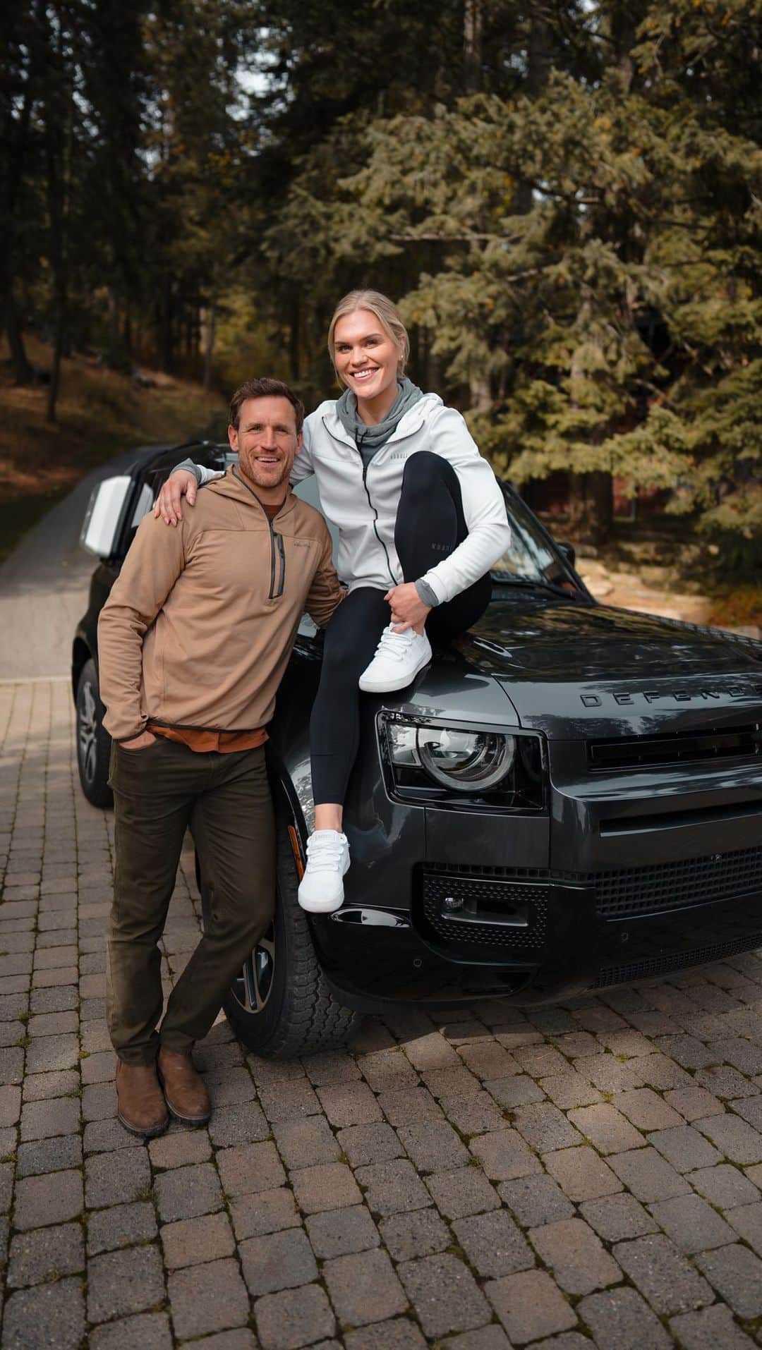 Katrin Tanja Davidsdottirのインスタグラム：「I’ve had my eye on a @landroverusa Defender for a few years now, and I think it’s time to officially join the family!  I brought home this new Defender for @katrintanja to test drive, and also surprised her with a trip to one of my favorite annual events, the #DestinationDefender weekend! Here’s the details:  𝗪𝗛𝗢: Defender enthusiasts and outdoor lovers 𝗪𝗛𝗔𝗧: “Destination Defender” 𝗪𝗛𝗘𝗥𝗘: Iron Horse Ranch in Somerville, TX 𝗪𝗛𝗘𝗡: November 10-12 / 2023 𝗪𝗛𝗬: To get together with adventure lovers and participate in some fun outdoor activities, physical challenges, drive some Defenders, and eat some great food!  @katrintanja and I will be there for the entire weekend, and would love to have you join us as well! Click the link in our bios to find more details and grab your ticket today!  See you at Iron Horse Ranch!   #DestinationDefender」