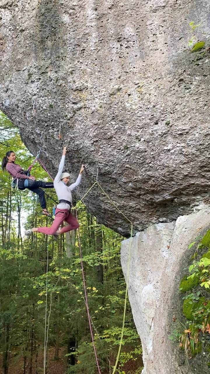 ファニー・ジベールのインスタグラム：「Having great holidays in Frankenjura with such an amazing team 🫶🏼  Mawis Wampe 9+ 🇩🇪 ✔️」