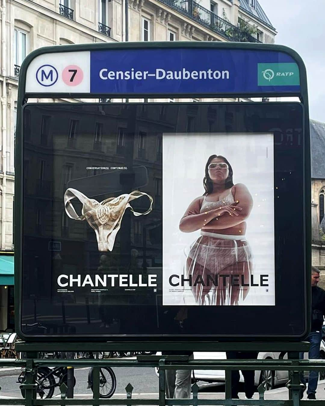 シャンテルさんのインスタグラム写真 - (シャンテルInstagram)「NEW CAMPAIGN OUT — 'NEVER-ENDING CONVERSATION(S)' — VALERIA VENDETTA SHOT BY RENAUD CAMBUZAT IN PARIS, FRANCE. BILLBOARDS OUT NOW, PARIS.  #Chantelle #ChantelleParis」10月28日 1時55分 - chantelle_paris