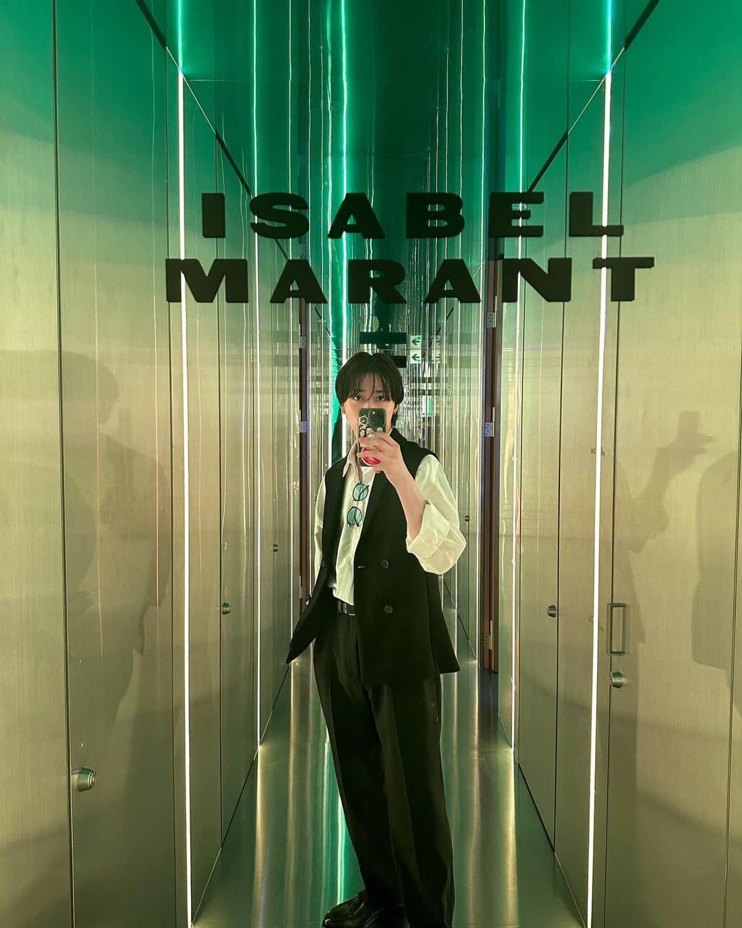 武本悠佑（ゆっけ）さんのインスタグラム写真 - (武本悠佑（ゆっけ）Instagram)「#IsabelMarant  #Japan  #tokyo   前イベントにお邪魔させていただいた時のofficial撮っていただいてたので寝る前に..💤  おやすみなさい🫶」10月28日 2時28分 - yuckejan_yukke