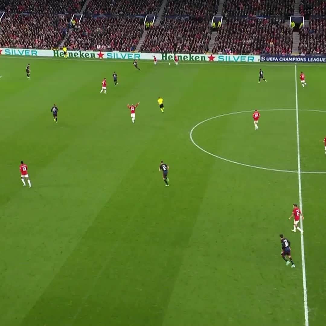 UEFAチャンピオンズリーグのインスタグラム：「Analysing Eriksen's impact & the brilliance of Zaïre-Emery ✨  #FPZunpacked | @fedex」