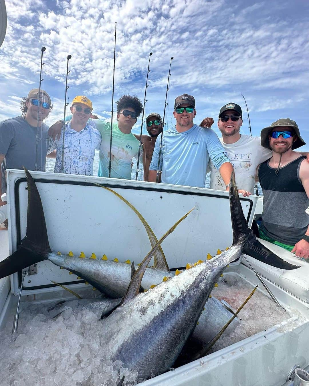 シカゴ・カブスさんのインスタグラム写真 - (シカゴ・カブスInstagram)「When the boys trip makes it out of the group chat 🎣」10月28日 3時32分 - cubs