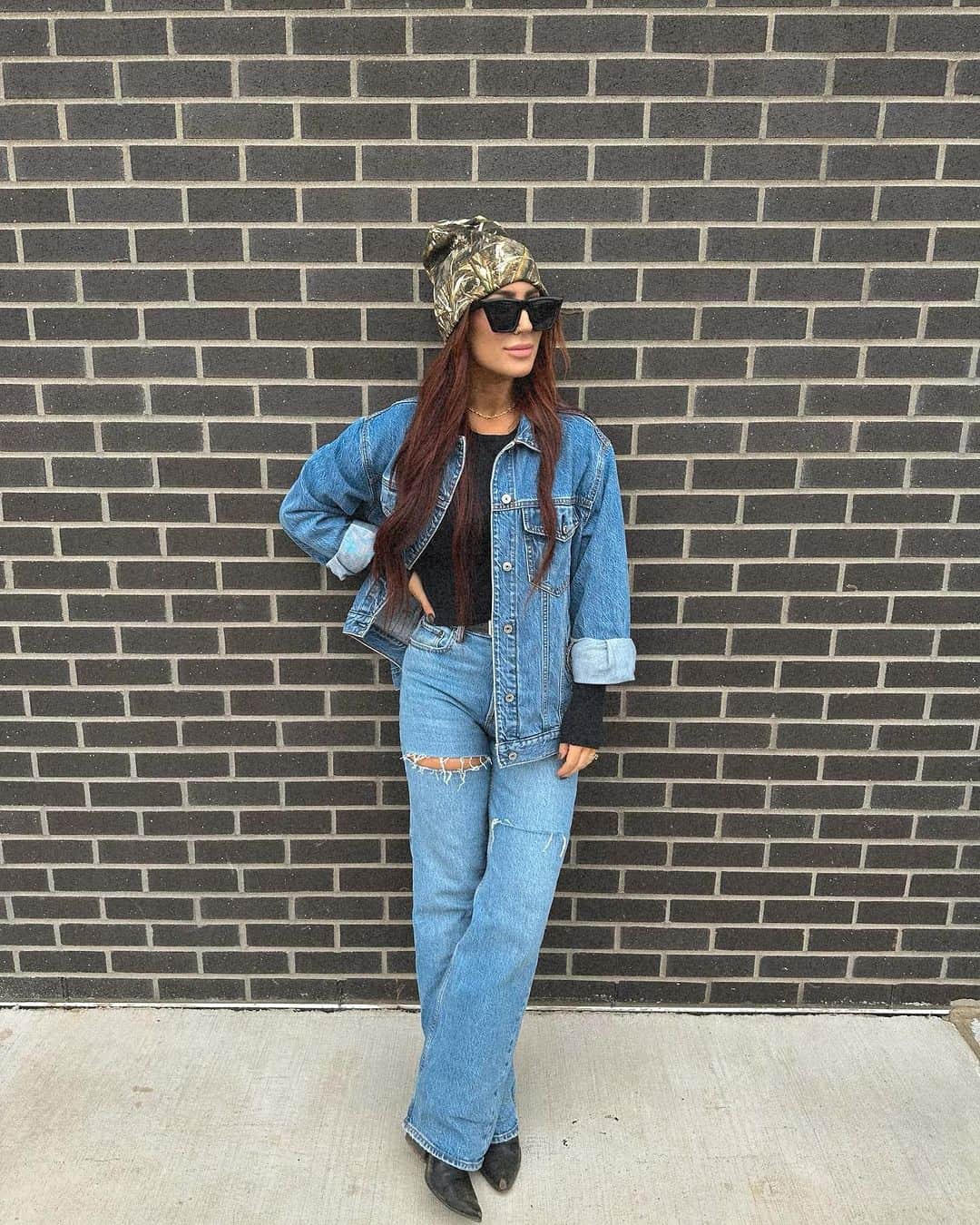 Chelsea Houskaさんのインスタグラム写真 - (Chelsea HouskaInstagram)「Life lately 🖤」10月28日 3時48分 - chelseahouska