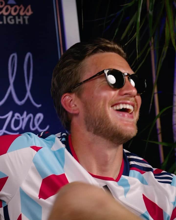 シカゴ・ファイアーのインスタグラム：「Get ready to chill with Spencer Richey as he spills the frosty beans in Keeping the Fire Chill! 🔥❄️  Don’t miss out on all the cool vibes! ➡️ Full video link in bio.  #cf97 | @coorslight」